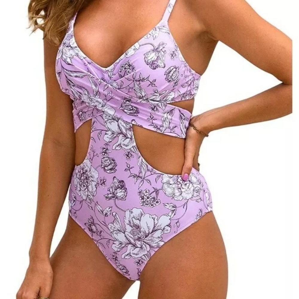 CUPSHE lavender cutout one piece swim suit floral Bra Size XL: 38D/40B/40C/40D